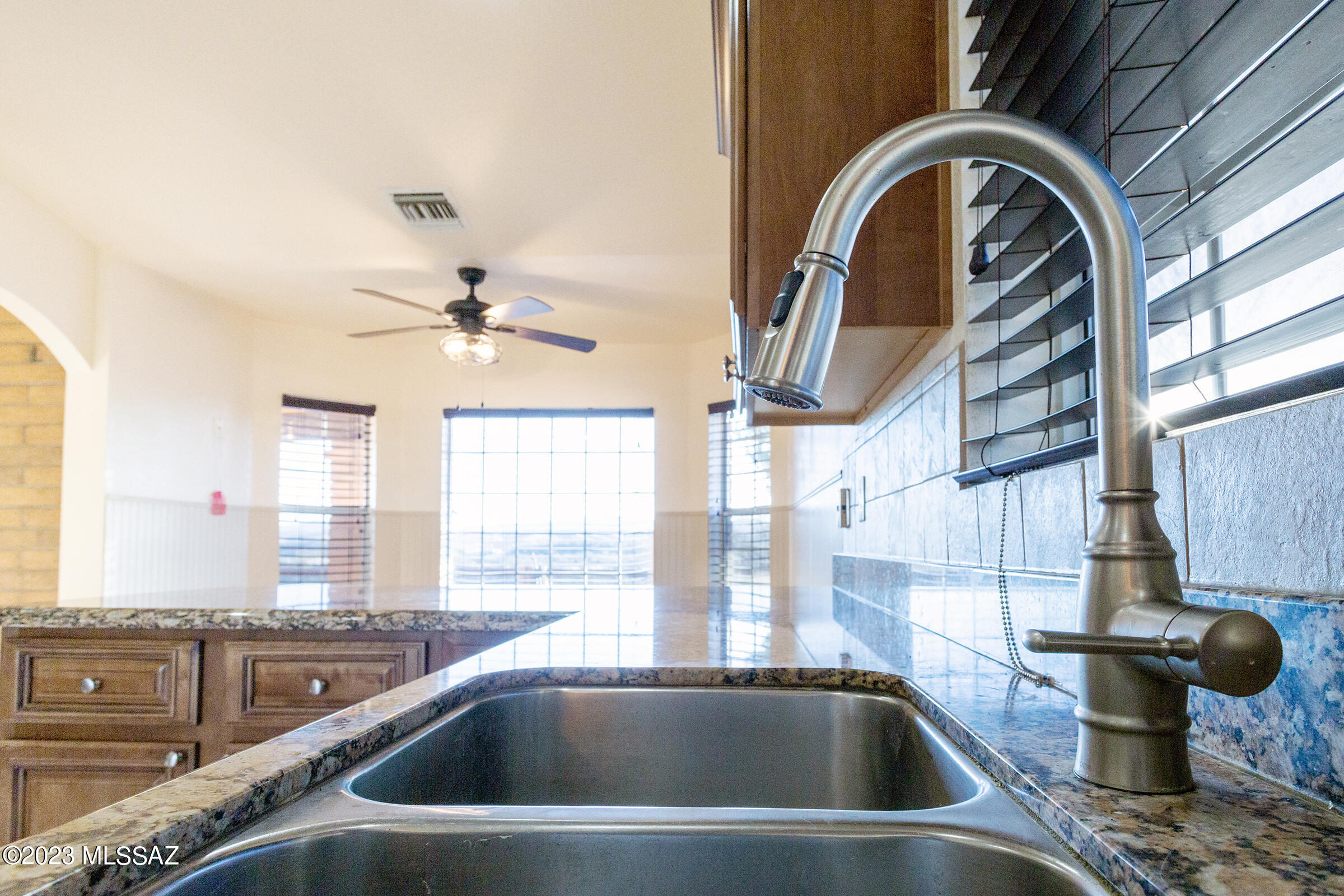 565 Amaranto Court Rio Rico, AZ 85648 - Photo 15 of 46