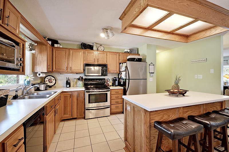 209 Whitesville Road Moncks Corner, SC 29461 - Photo 8 of 29 Kitchen2