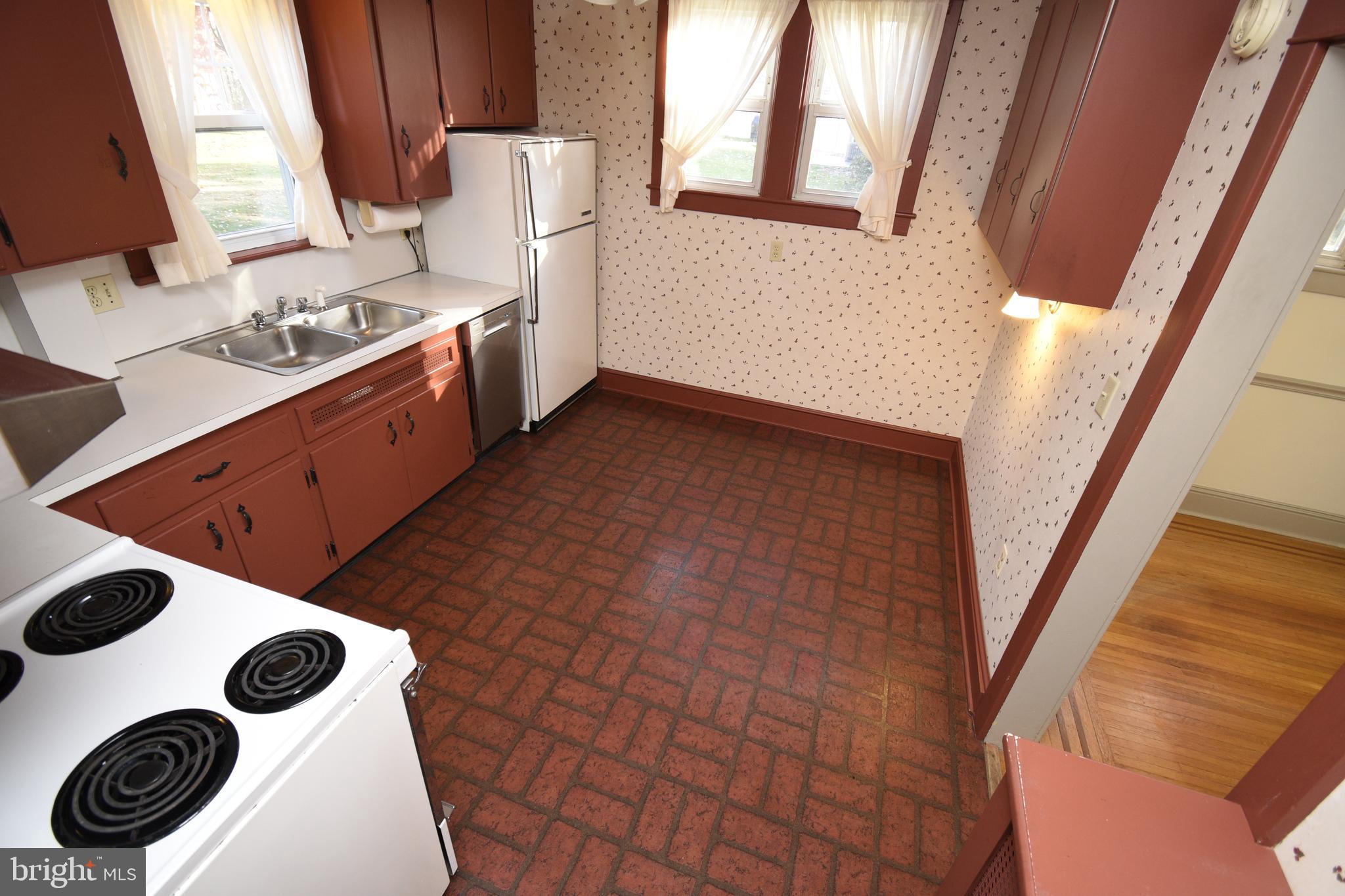 101 Pinehurst Road York, PA 17402 - Photo 7 of 22 Gallery Image 7