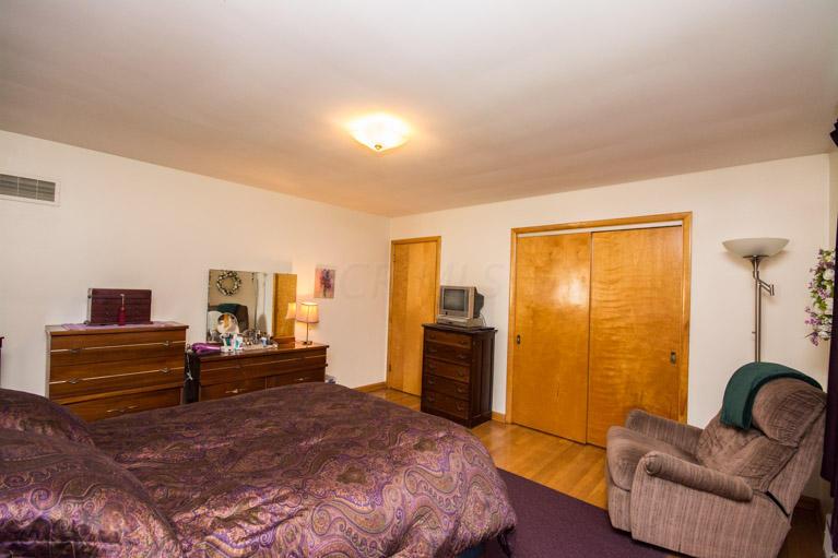 2764 Minerva Lake Road Columbus, OH 43231 - Photo 17 of 34 Gallery Image 17