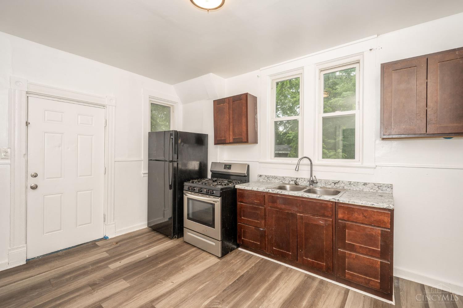 1514 Compton Road Cincinnati, OH 45231 - Photo 14 of 37 Gallery Image 14