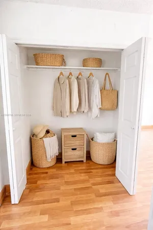 $2,400 | 1283 West 51st Place, Unit 12, Hialeah, FL 33012