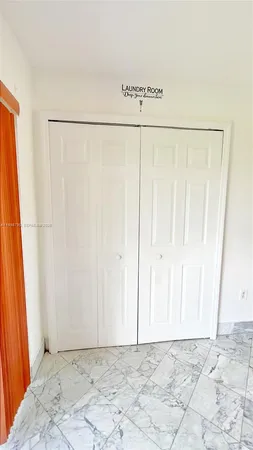 $2,400 | 1283 West 51st Place, Unit 12, Hialeah, FL 33012