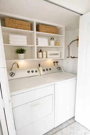 $2,400 | 1283 West 51st Place, Unit 12, Hialeah, FL 33012