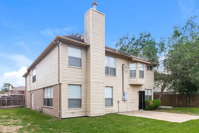 $3,285 | 4518 Allegro Drive, Seabrook, TX 77586