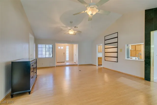 $2,700 | 224 Garfield Drive, Henderson, NV 89074