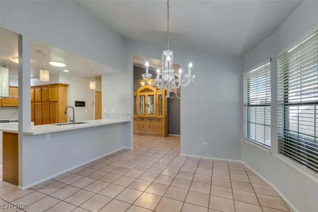 $2,700 | 224 Garfield Drive, Henderson, NV 89074