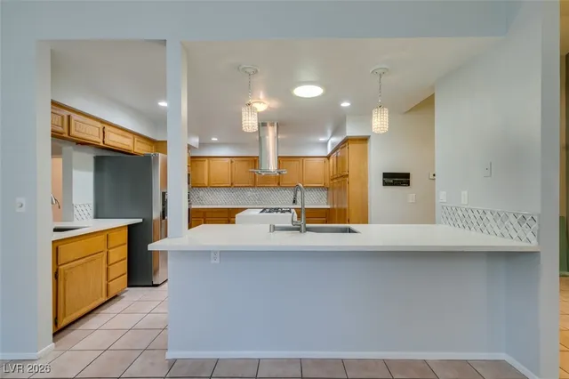 $2,700 | 224 Garfield Drive, Henderson, NV 89074