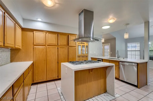 $2,700 | 224 Garfield Drive, Henderson, NV 89074