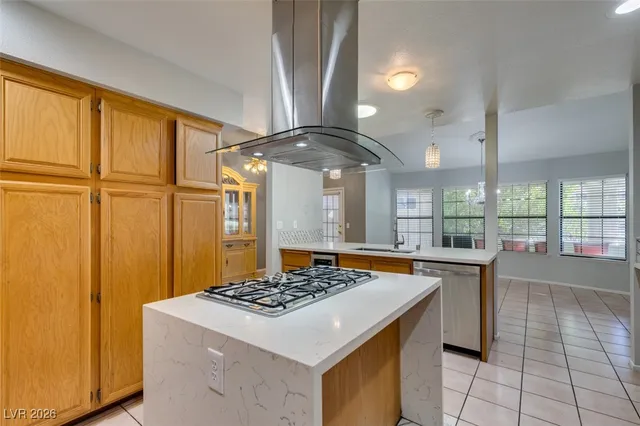 $2,700 | 224 Garfield Drive, Henderson, NV 89074