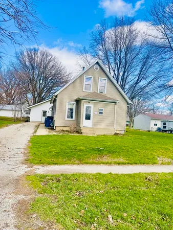 $104,900 | 411 East Hamilton Street, Odell, IL 60460