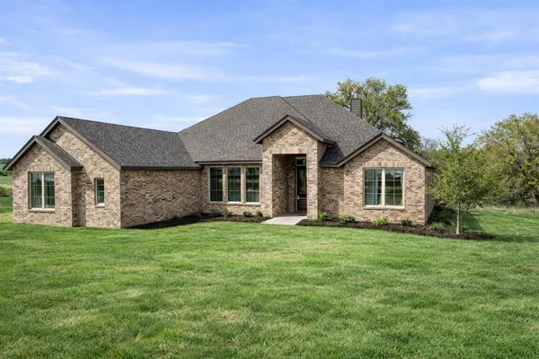 $540,000 | 409 Mcalpine, Springtown, TX 76023