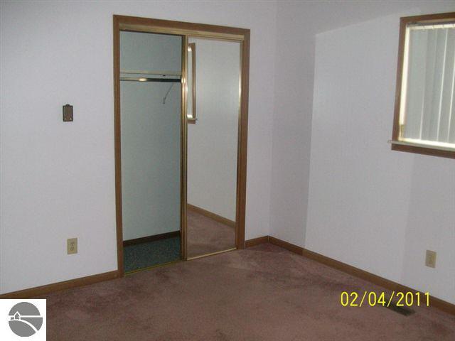 1775 Grove Road Standish, MI 48658 - Photo 5 of 9 1753536-4.JPG