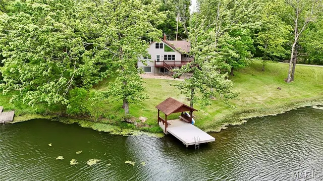 $375,000 | 520 Christopher Drive, Perryville, MO 63775