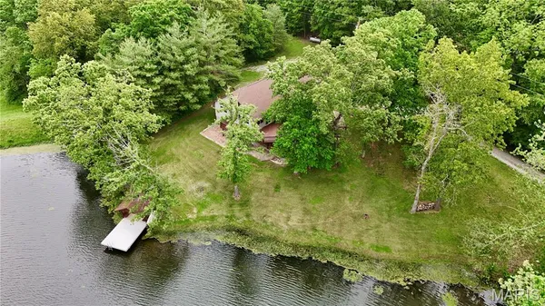 $369,000 | 520 Christopher Drive, Perryville, MO 63775