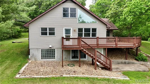 $369,000 | 520 Christopher Drive, Perryville, MO 63775