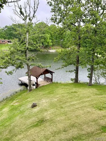 $375,000 | 520 Christopher Drive, Perryville, MO 63775