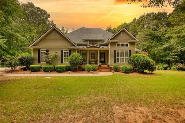 $595,900 | 10 Nicklaus Circle, Social Circle, GA 30025