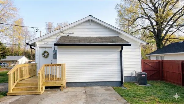 $205,000 | 2814 Triangle Lake Road, High Point, NC 27260