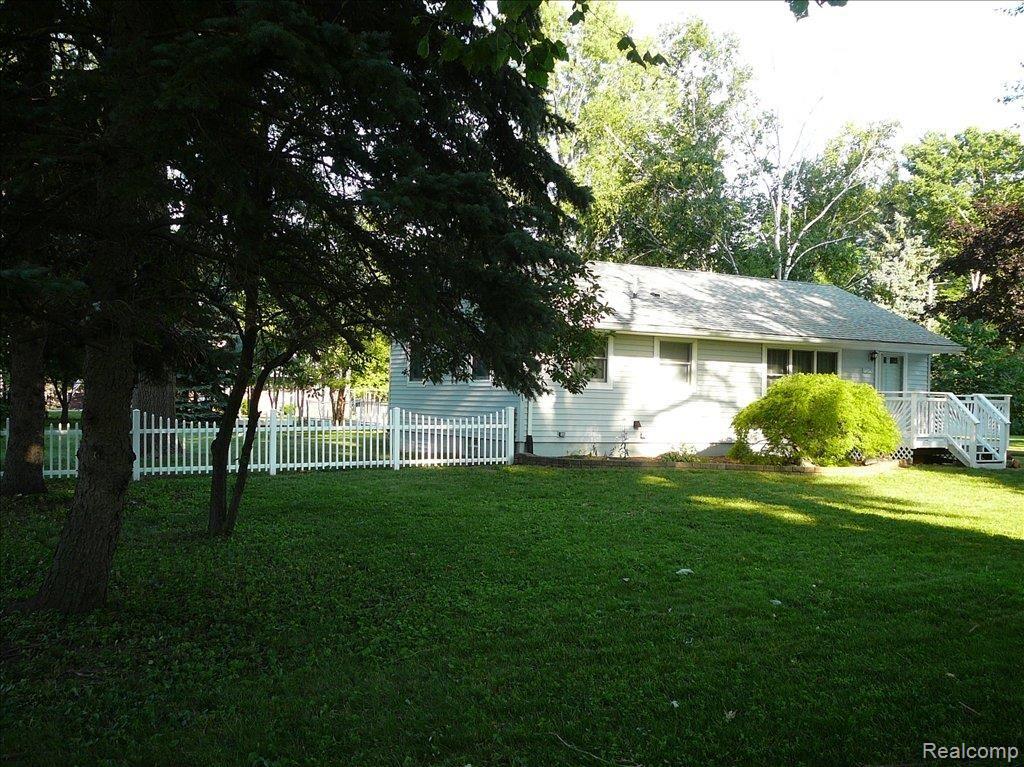 White picket fenced yard