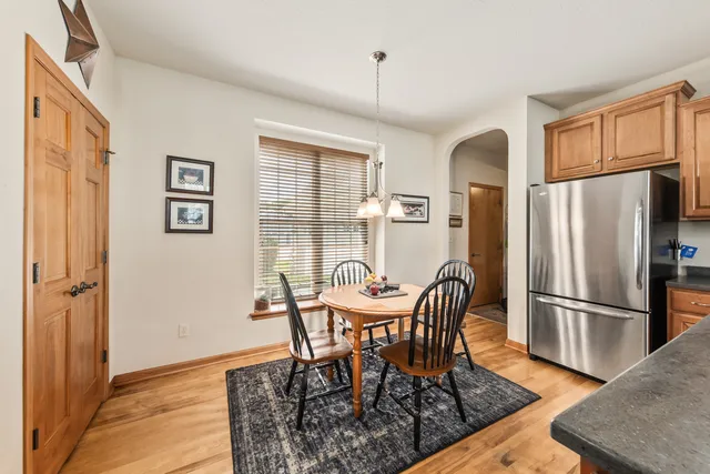 $525,000 | 2844 Oakmont Drive, East Troy, WI 53120