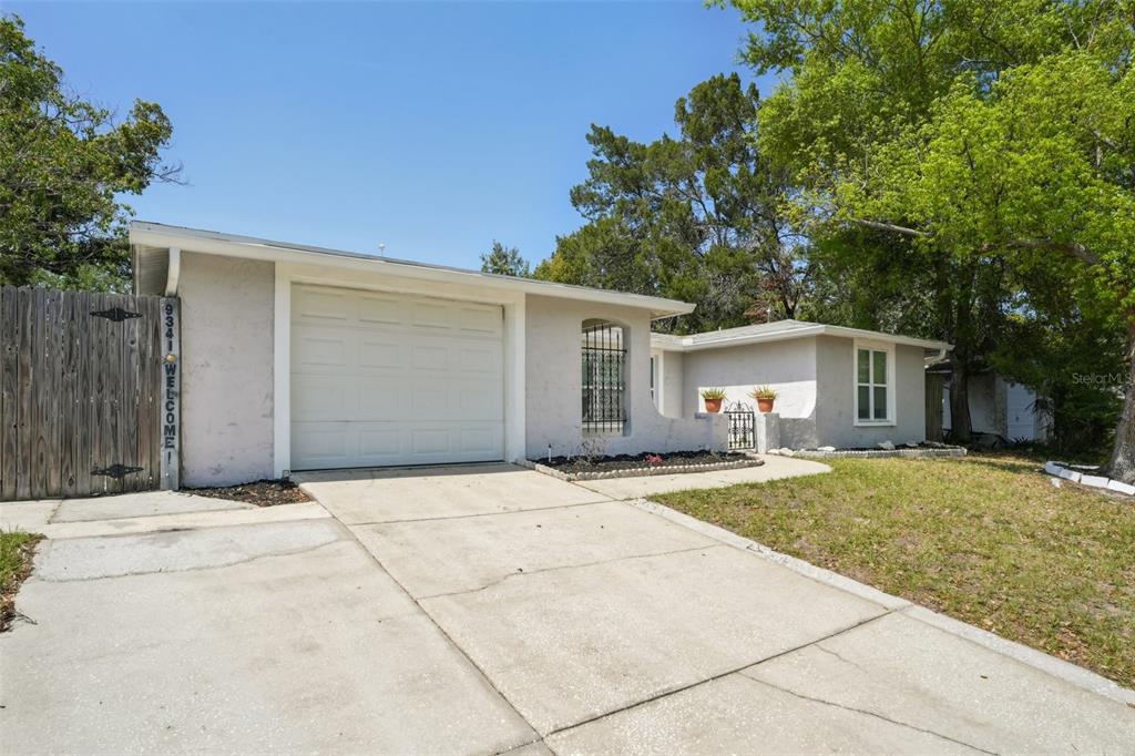 9341 Gray Fox Lane Port Richey, FL 34668 - Photo 3 of 43 Gallery Image 3