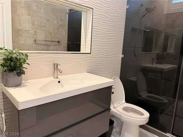 $6,450 | 394 Highland Hills Court, Las Vegas, NV 89148