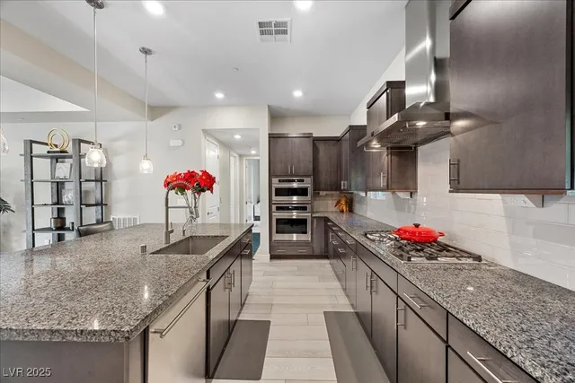 $915,000 | 4262 Swift Street, Las Vegas, NV 89135