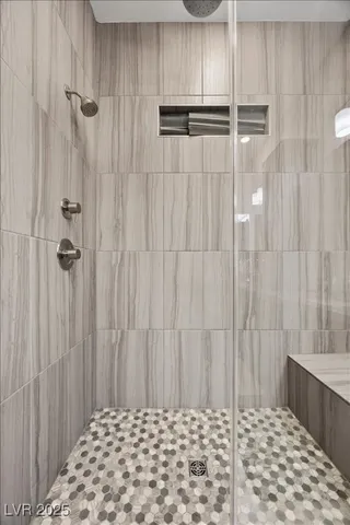 $915,000 | 4262 Swift Street, Las Vegas, NV 89135