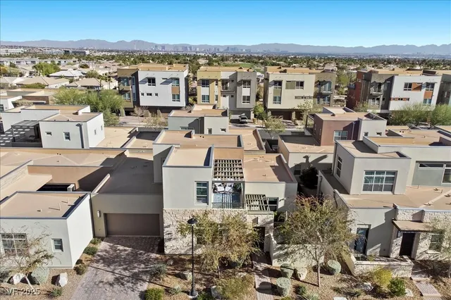 $915,000 | 4262 Swift Street, Las Vegas, NV 89135