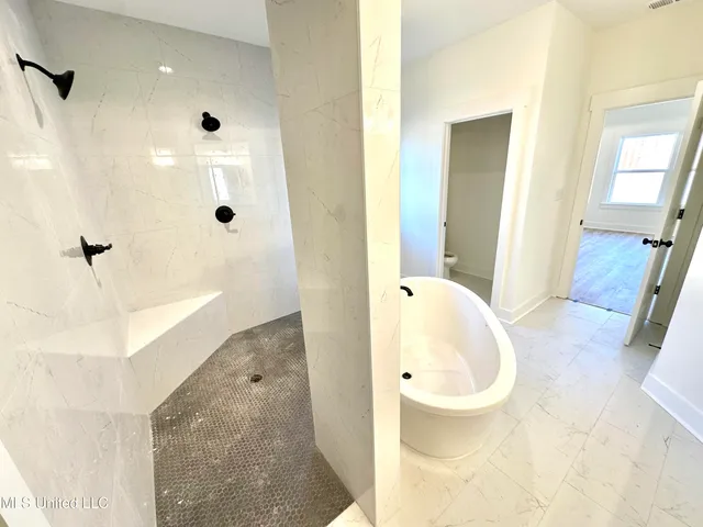 $445,000 | 2952 Eden Lane, Nesbit, MS 38651