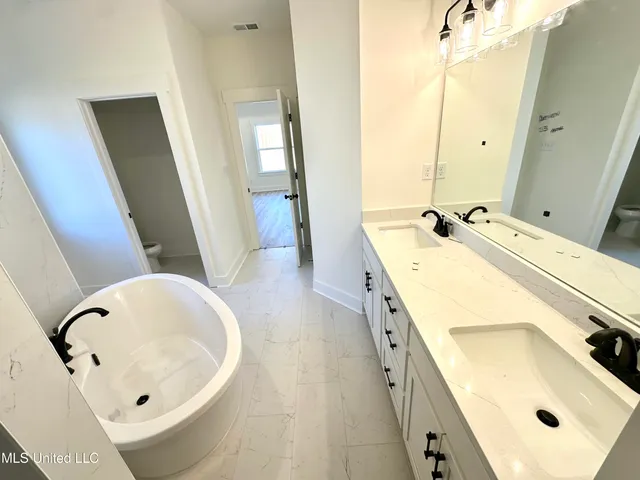 $445,000 | 2952 Eden Lane, Nesbit, MS 38651