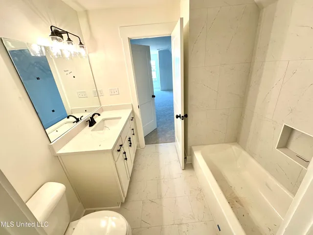 $445,000 | 2952 Eden Lane, Nesbit, MS 38651