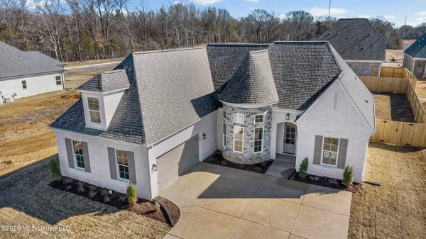 $445,000 | 2952 Eden Lane, Nesbit, MS 38651