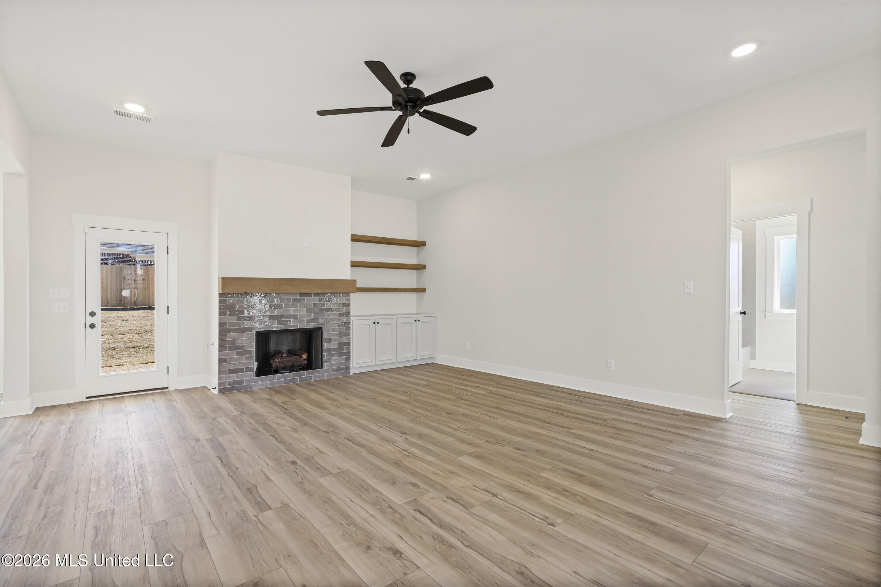 2952 Eden Lane Nesbit, MS 38651 - Photo 9 of 34 8__dsc3981_print
