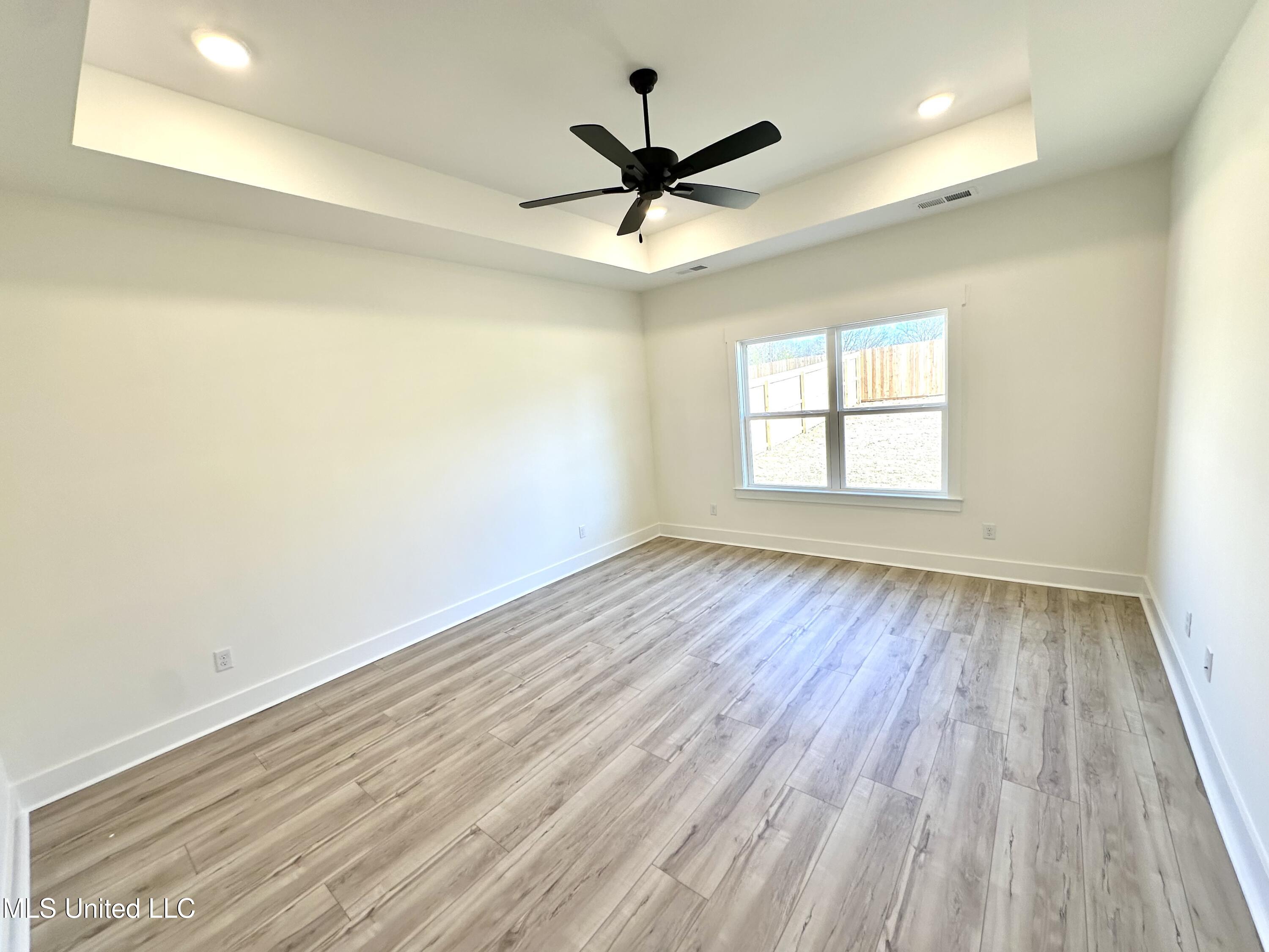 2952 Eden Lane Nesbit, MS 38651 - Photo 10 of 24 IMG_4785