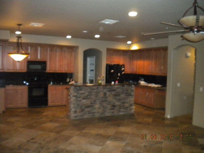 3589 East Los Altos Road Gilbert, AZ 85297 - Photo 9 of 26 kithcen3