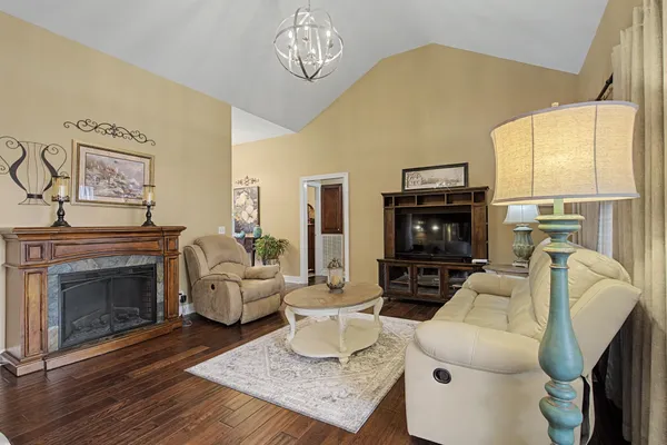 $659,999 | 117 Bloomsbury Drive, Portland, TN 37148
