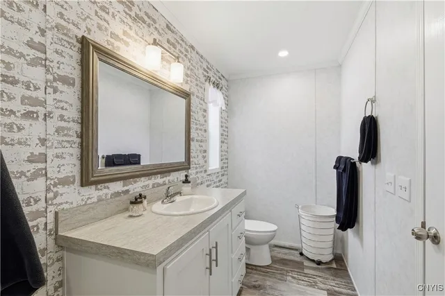 $139,000 | 132 Oakleaf Drive, Brutus, NY 13166