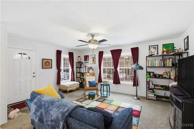 $139,000 | 132 Oakleaf Drive, Brutus, NY 13166