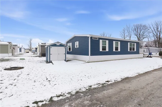 $139,000 | 132 Oakleaf Drive, Brutus, NY 13166