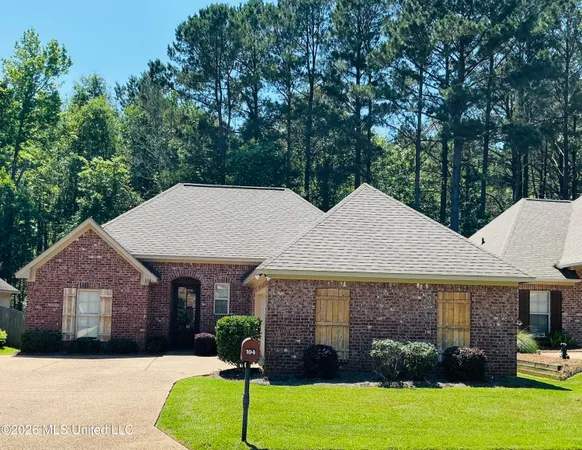 $275,000 | 104 Meadowcreek Drive, Brandon, MS 39042