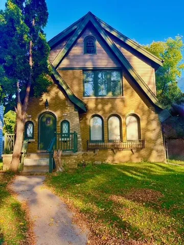 $179,900 | 3812 North 38th Street, Unit 3814, Milwaukee, WI 53216