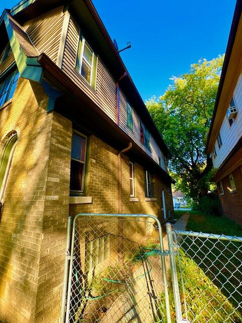 3812 North 38th Street, Unit 3814 Milwaukee, WI 53216 - Photo 20 of 20 Side