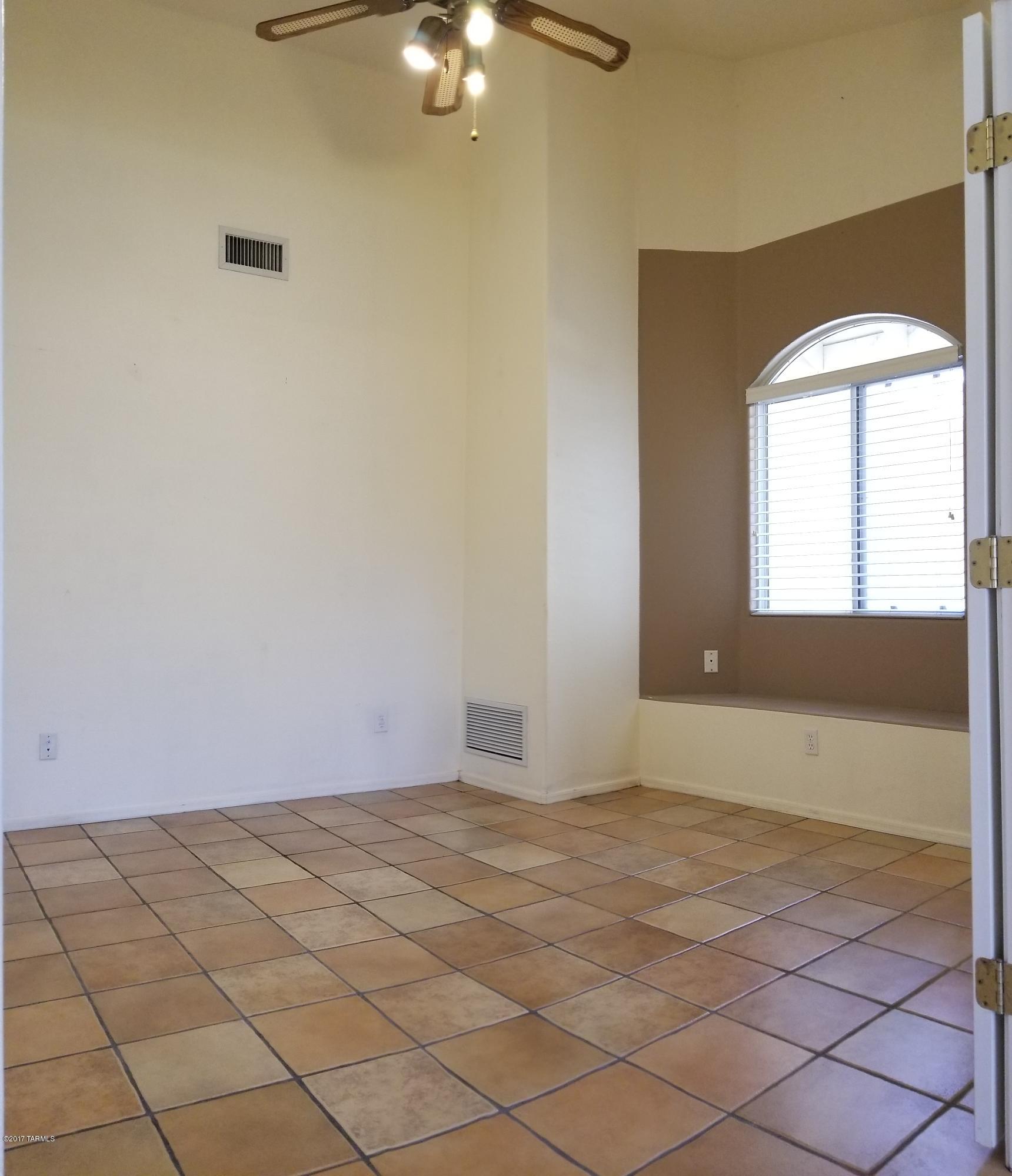 9616 East Grand Teton Road Tucson, AZ 85748 - Photo 5 of 17