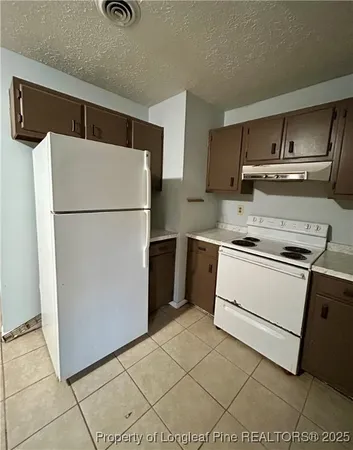 a view of outdoor space kitchen