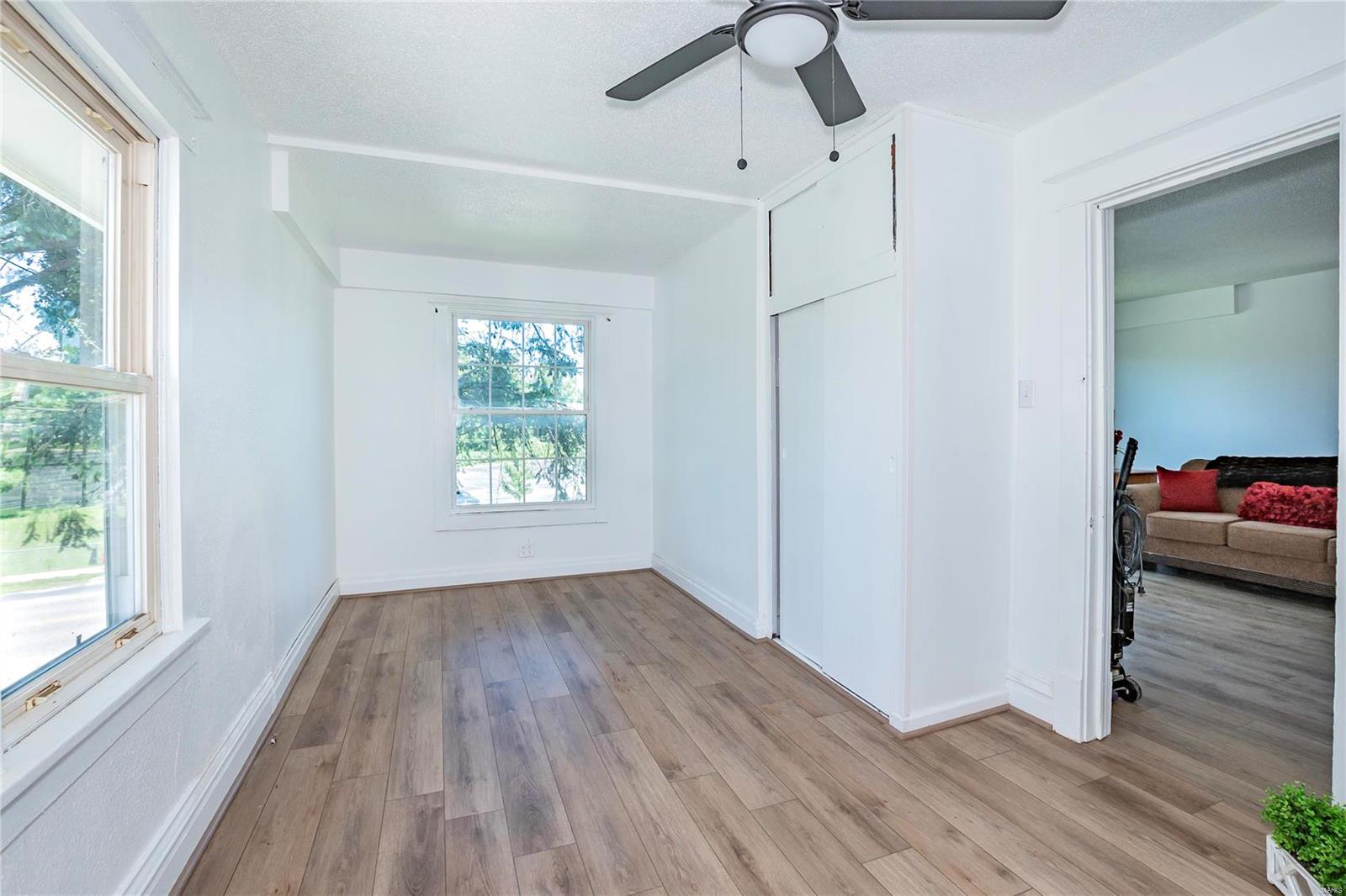 10588 Lackland Road St. Louis, MO 63114 - Photo 13 of 22 Gallery Image 13