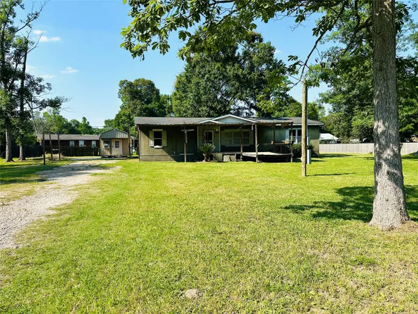 $124,900 | 27607 County Road 3744, Splendora, TX 77372