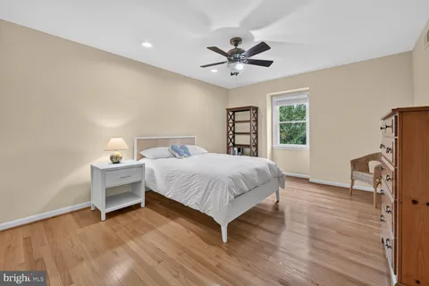 $1,370,000 | 1240 Pine Hill Road, McLean, VA 22101