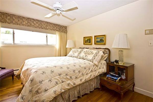 141 Noanett Road Needham, MA 02494 - Photo 6 of 14